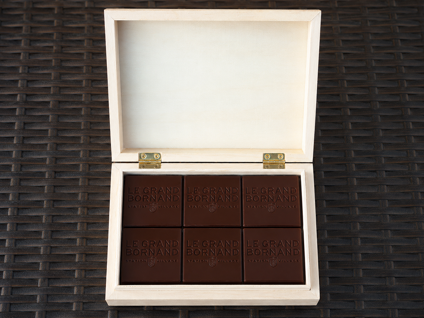 Réalisation de moule et création en chocolat personnalisée 7